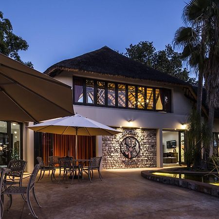 La Rochelle Lodge Okaukuejo Kültér fotó