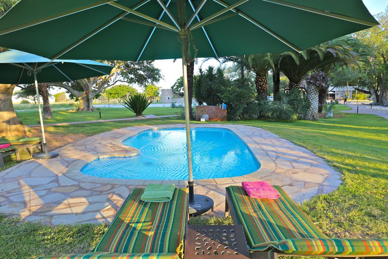 La Rochelle Lodge Okaukuejo Kültér fotó