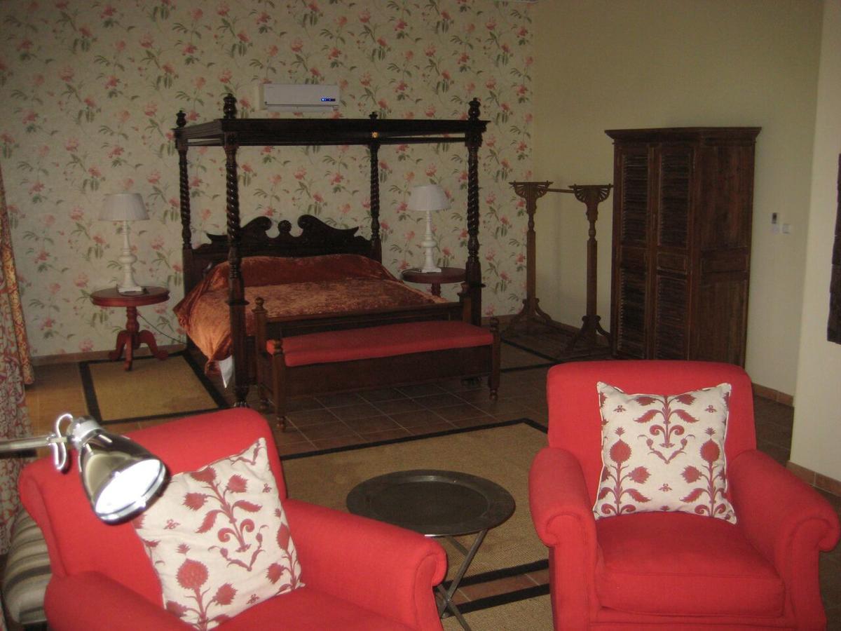 La Rochelle Lodge Okaukuejo Kültér fotó